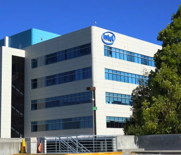 Proyecto de revestimiento de estructuras de acero Intel de Dalian